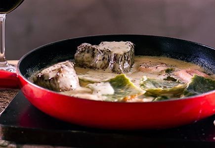 Filetto Mostarda con Ravioloni do Barolo Trattoria